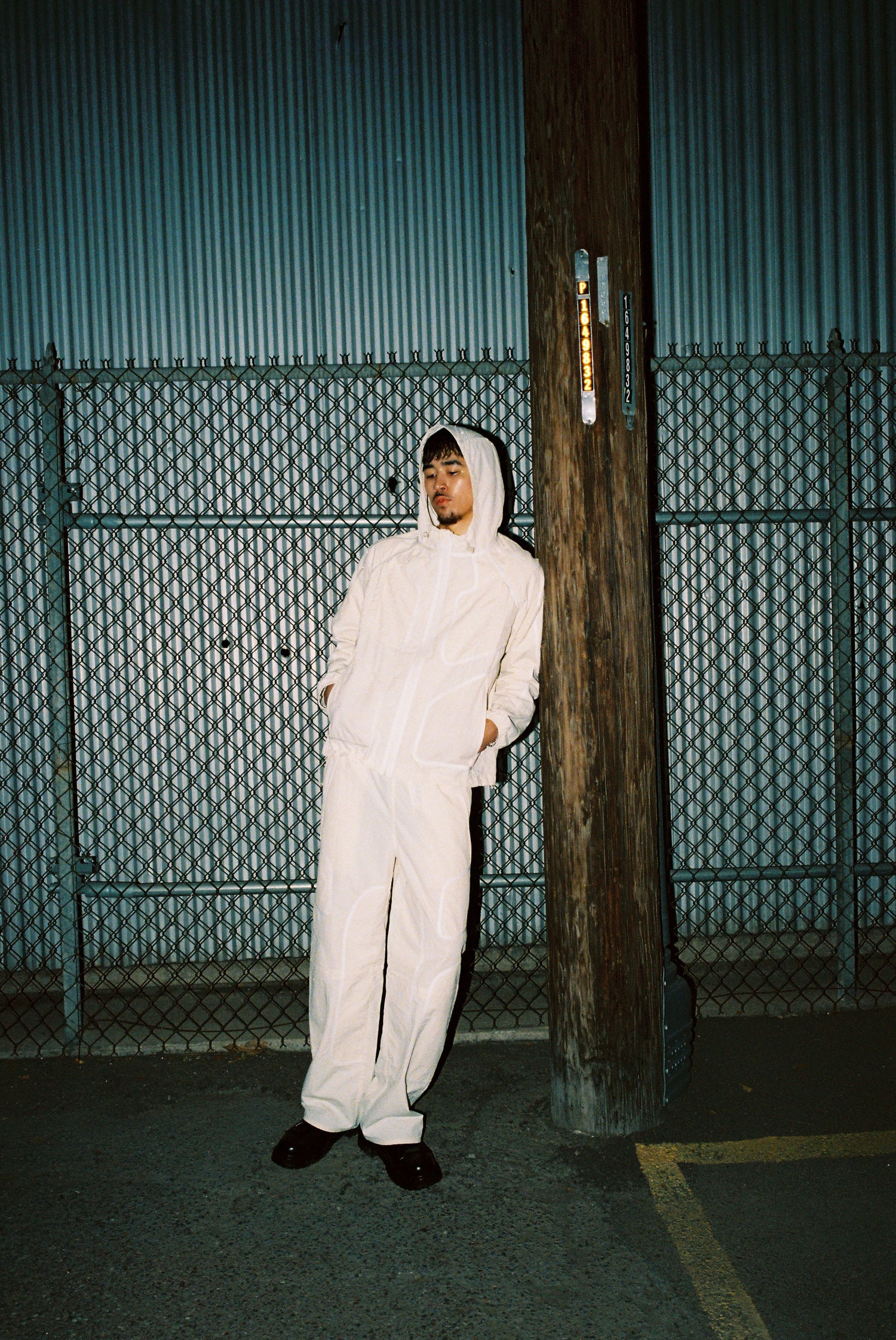 Nylon Pants (Cream)